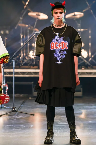 Look 68